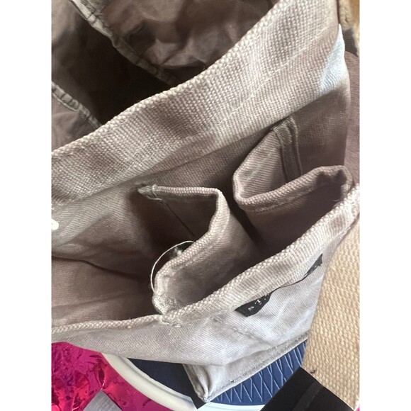 Napa Ca Sterling Vineyards from 2024 exclusive limited edition wine carrier - Picture 3 of 11